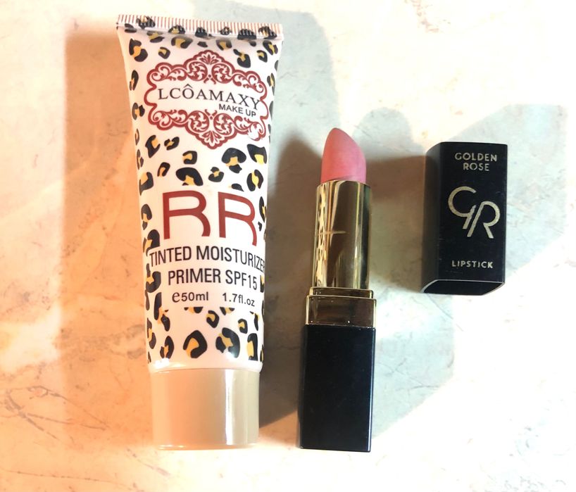 Козметика, спирала, червило, фон дьо тен