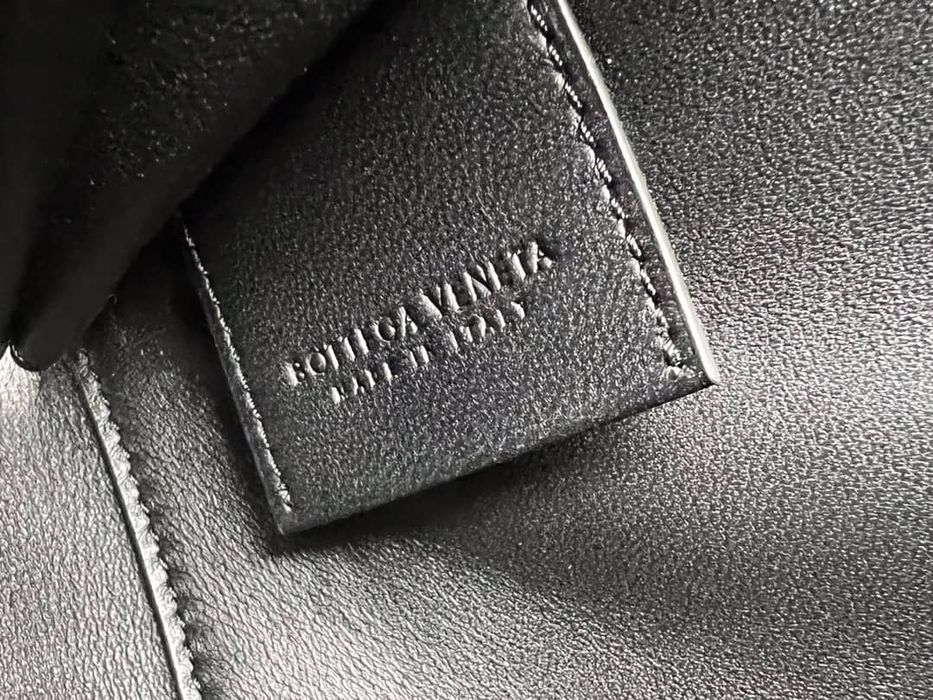 Мъжка чанта  Bottega Veneta