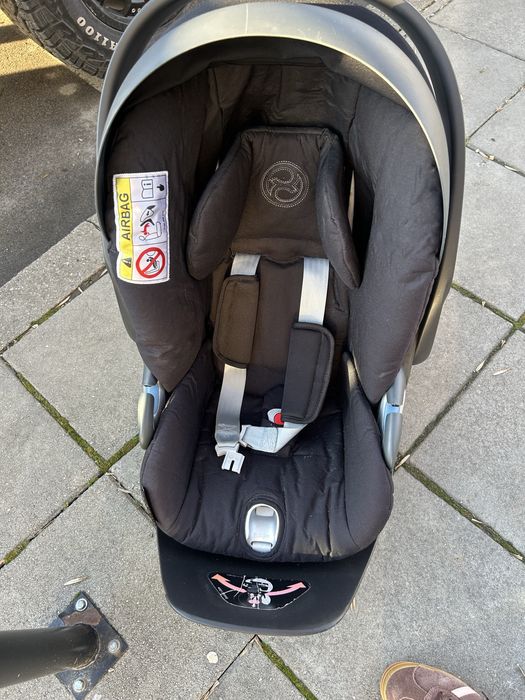 Cybex Cloud Z с база