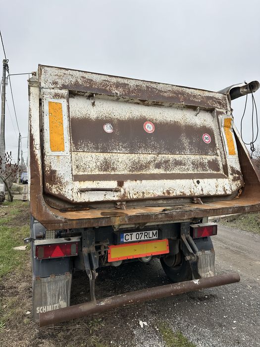 Semiremorca basculabila Schmitz Gotha