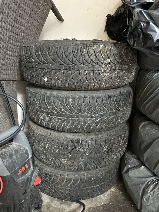 Jante cu anvelope 185/60/15 VW