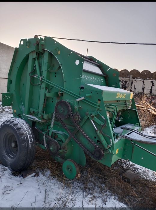 Прессподборщик ПРФ-145