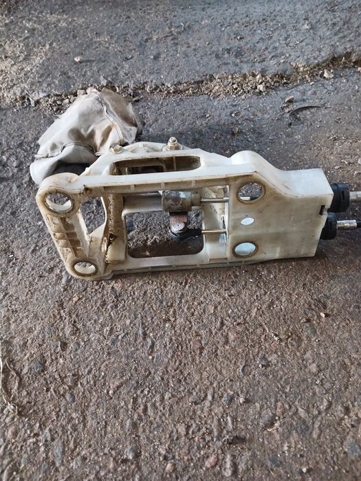 Кулиса Митсубиси Лансер 9 на 2003г