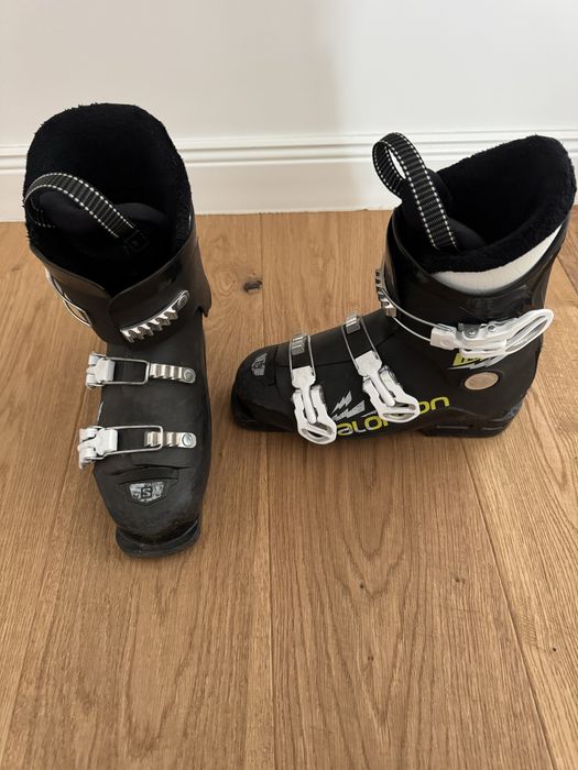 Vand Clapari Ski Salomon,Nordica,numere 17,5;19,5;24/24,5;25/25,5 -