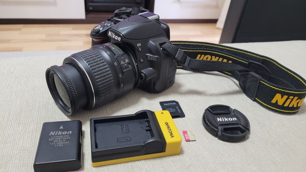 Aparat foto DSLR Nikon D3100 + obiectiv Nikon DX Auto-focus 18-55mm