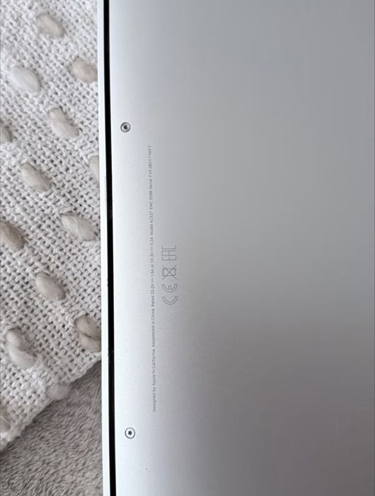 Macbook Air M1 256 gb stocare