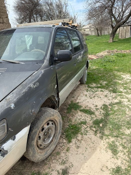 митсубиси спейс вагон