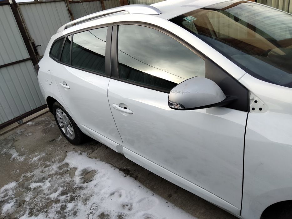 Ușă /uși față/spate Renault Megane 3 facelift 1, 5 dcicod vopsea OV369