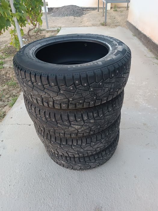 Зимние шины шипованные