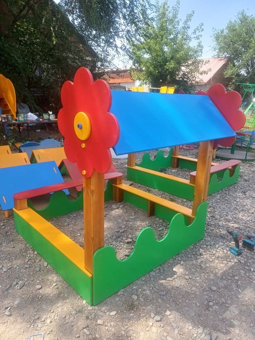 Песочницы, Карусели,Качели