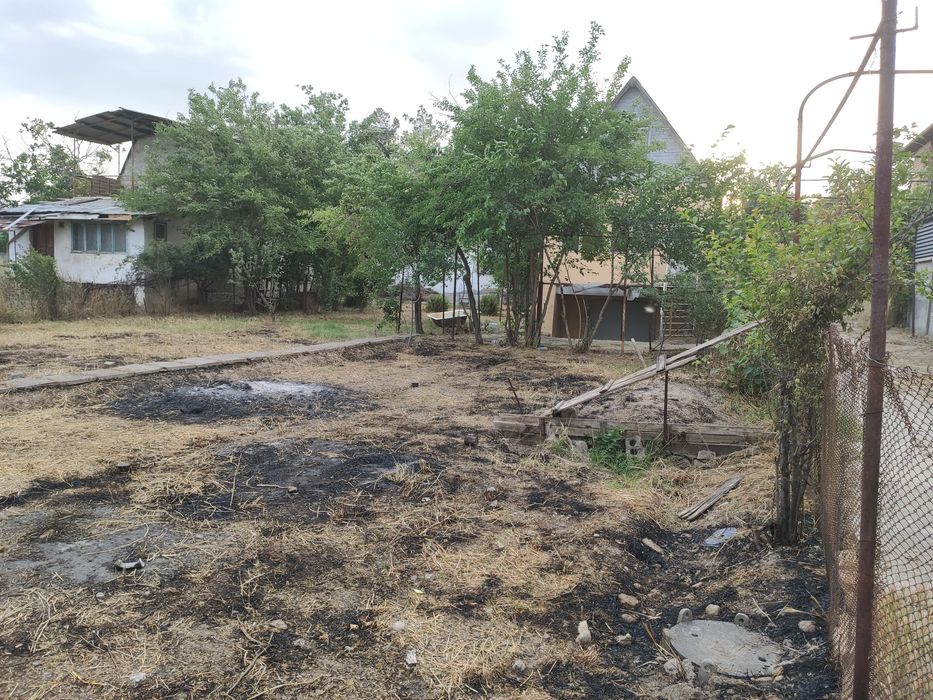 Тузель земельный участок 9.5 соток . От нового Узбекистан парка пару к