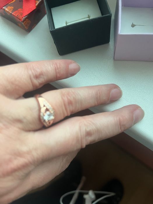 Елегантни пръстени