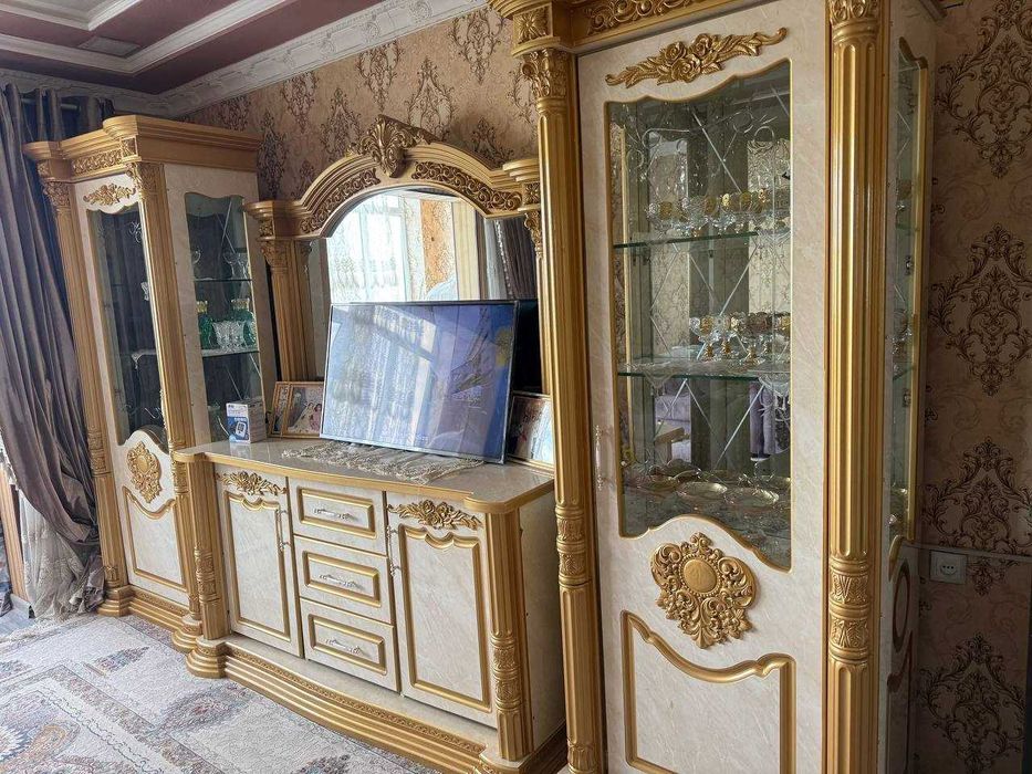 Продается стенка, Stenka sotiladi
