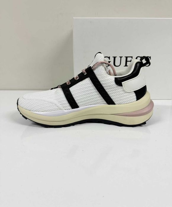 Guess Kadinn Runner Sneakers