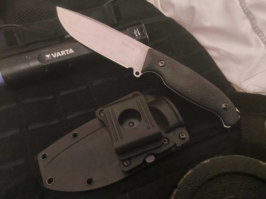 Нож Ruike Jager F118-B Black