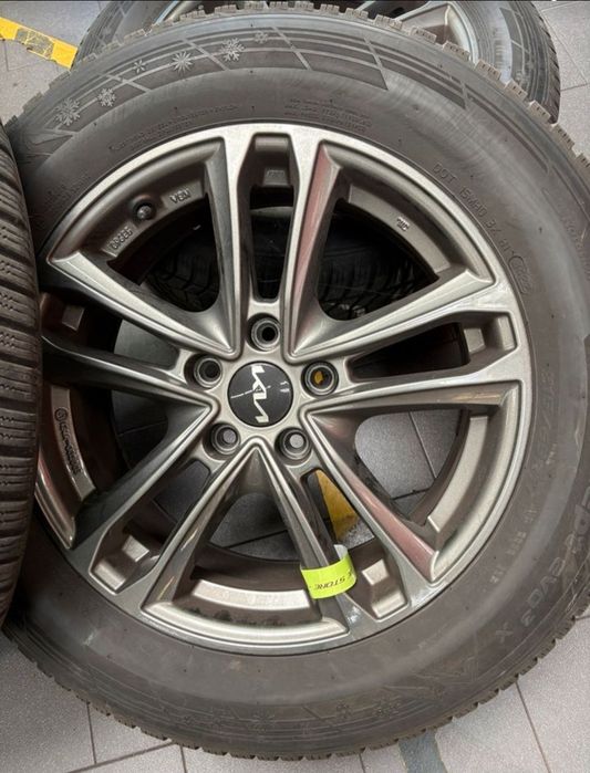 Jante R17 Kia Sportage Nq5 Hyundai Tucson Nx4 Anvelope iarna 215 65 R17 Senzori presiune