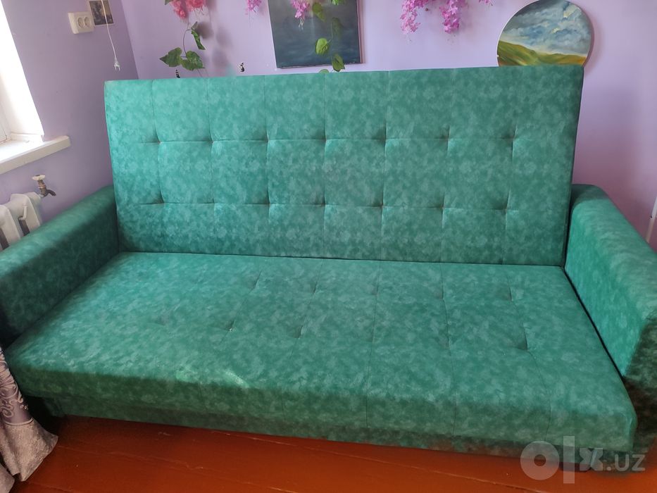 Срочно продается диван, кровать 2 в 1, очень дёшево