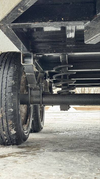 Коневозка (прицеп для перевозки лошадей)