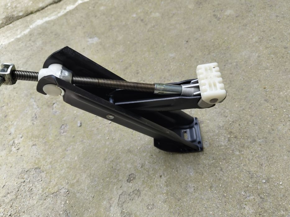 Лястовица за Е320