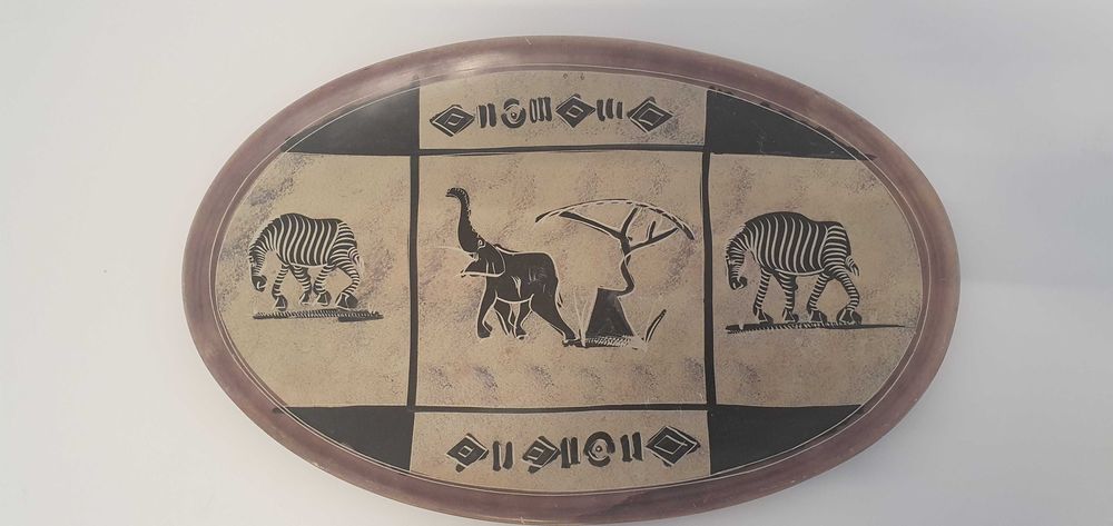 Platou decorativ african autentic – adus din Kenya – pictat manual