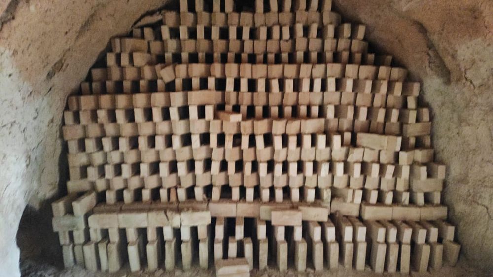 Кирпич  , Қыш , Кірпіш , Жжёный