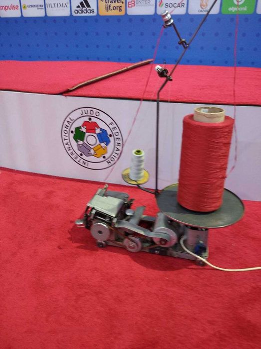 Gilam kesib tikish, оверлок ковров установка ковродержател гилам улаш