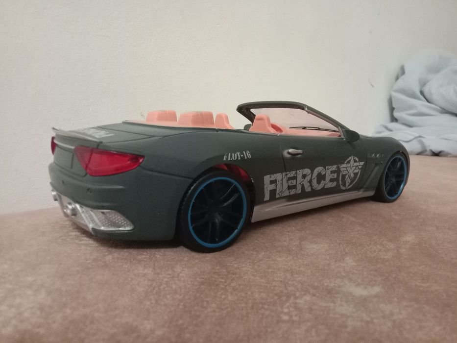 Детская машинка новая Игрушка