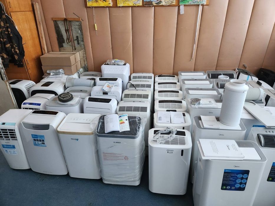 Компресорен мобилния климатик.