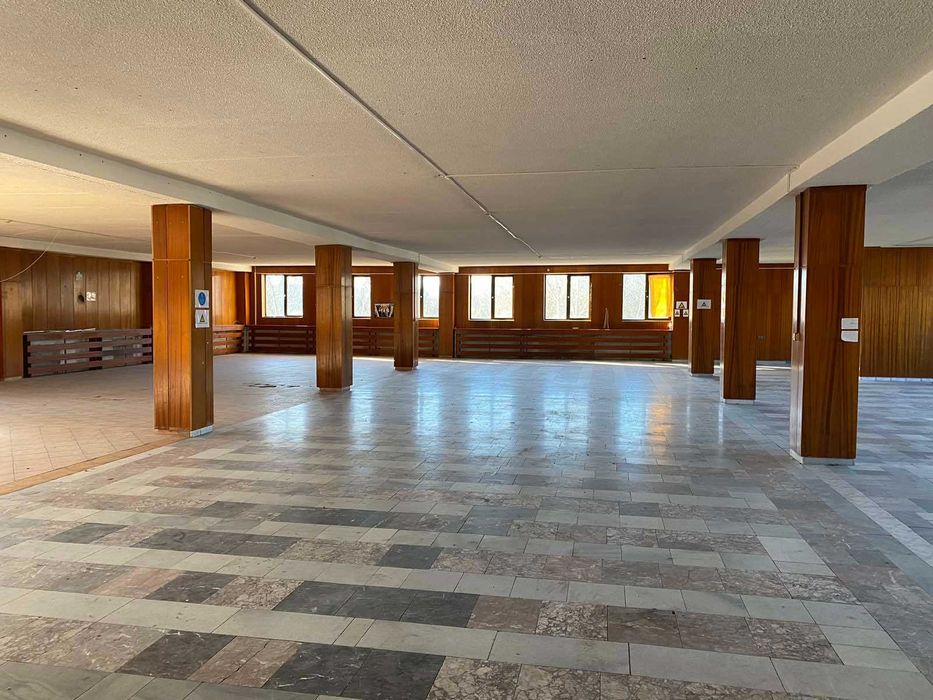 Продава се Промишлена сграда в Баня - 1420 кв.м за 1078 €/кв.м - Снимка #5