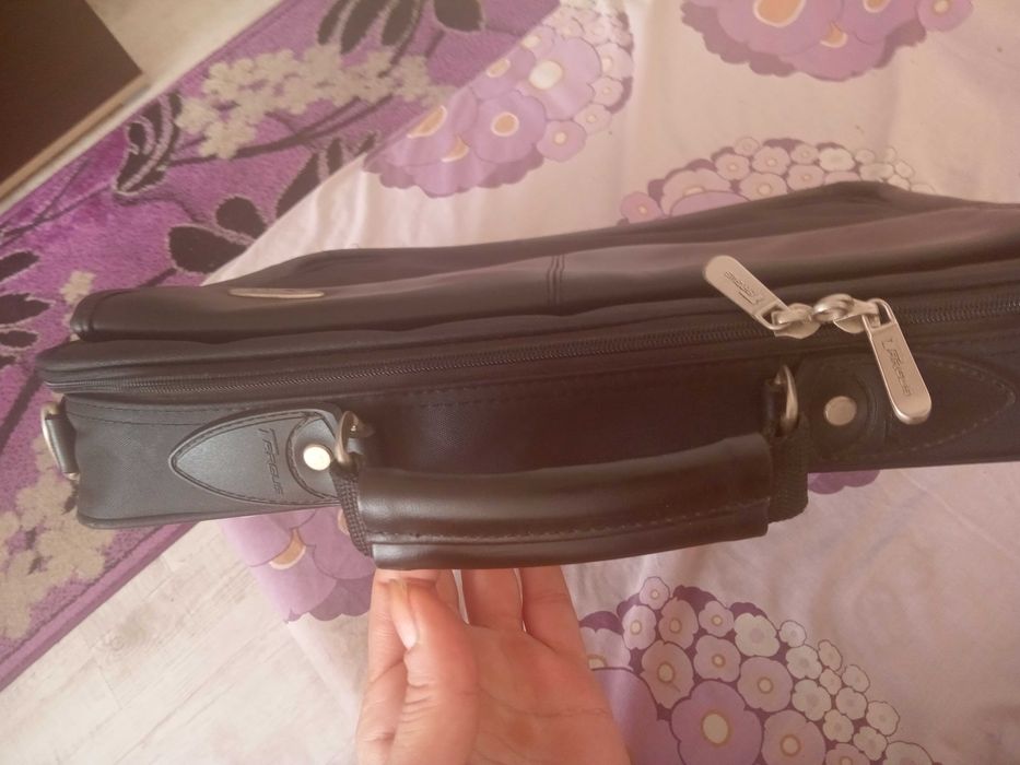 Geanta laptop Targus