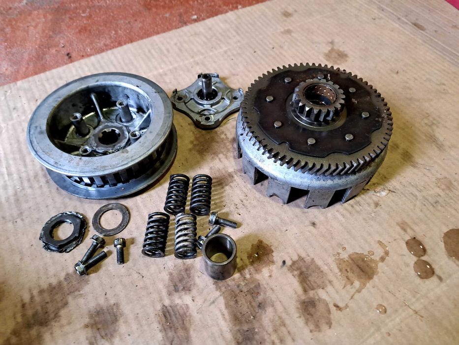 Piese Suzuki DR 650 SP44 si SP46
