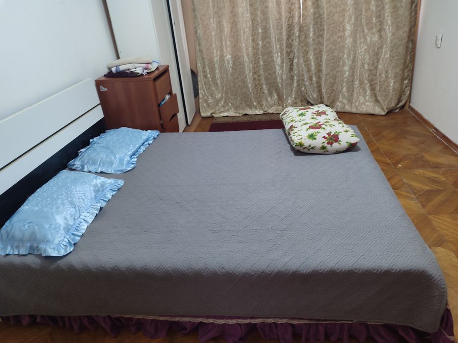 Двухспальная кровать 2