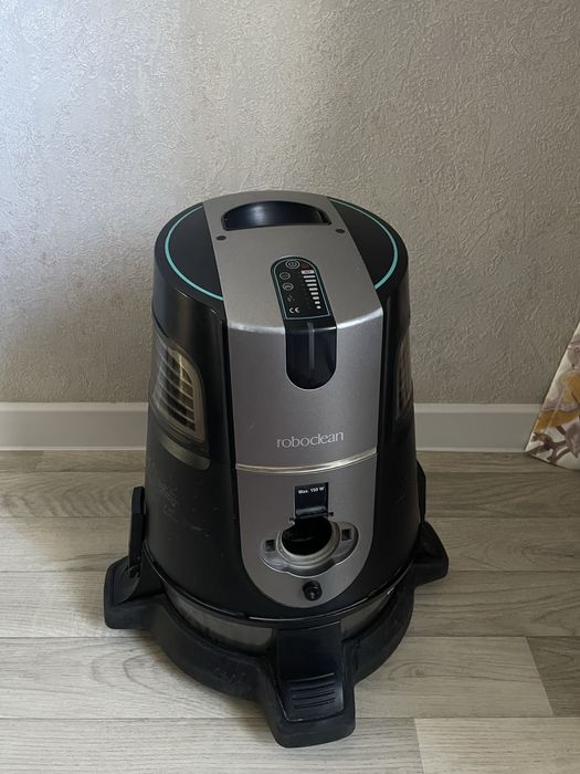 AURA Roboclean пелесос