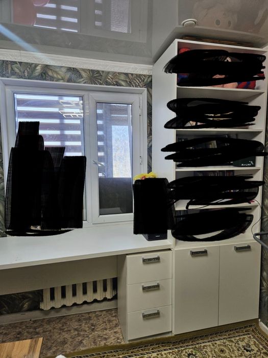 Шкаф с компьютерным столиком