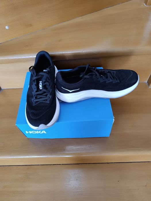 Vând HOKA RINCON 4, NOI, Size 42 2/3