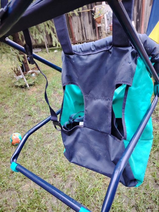 Ca un rucsăcel pentru bebeluși