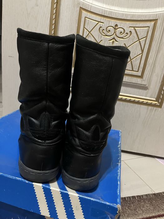 Продам адидас сапоги