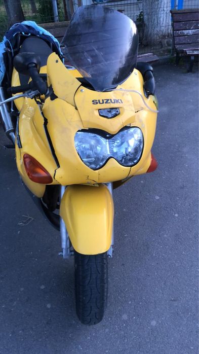 Suzuki gsxf 600 katana AVARIATA