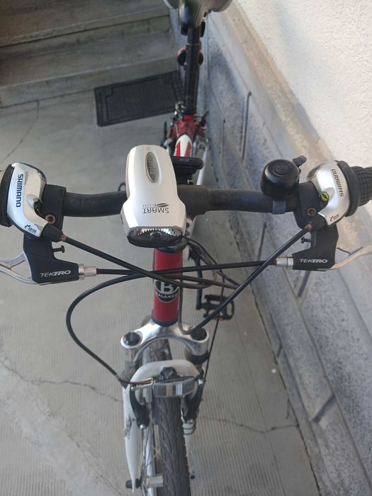 Bicicletă Trekking/Cross Balance Cross Rider – Jante Duble, Cauciucuri NOI Maxxis Kevlar, Schimbătoare Shimano