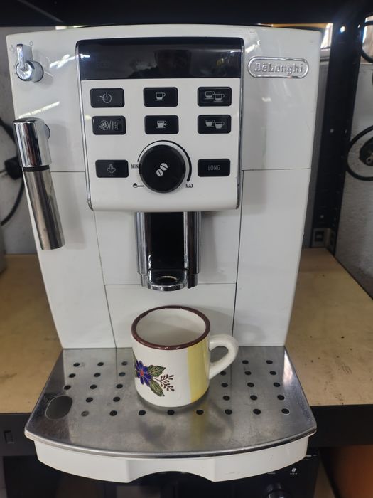 Aparate de cafea DeLonghi Saeco Philips