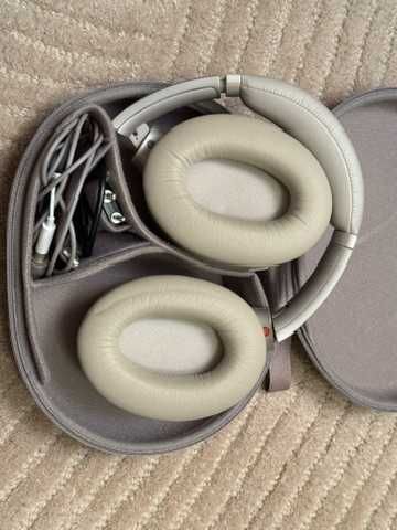 Sony MX3  Noise Cancelling Headphones white