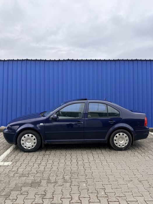 Volkwagen bora 1.6 105 cp