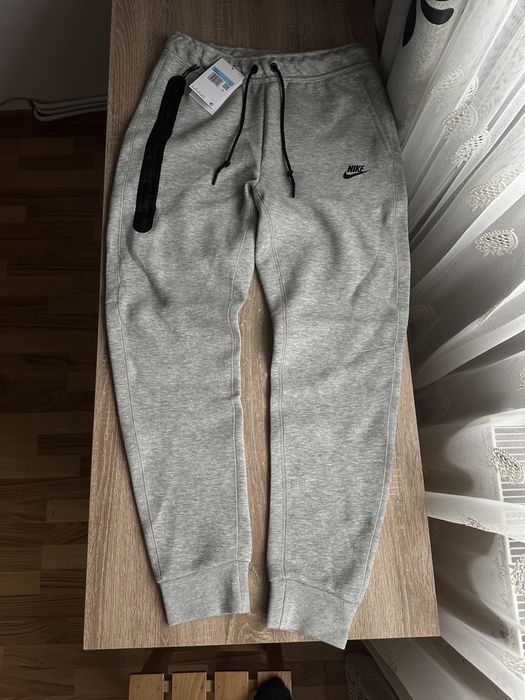 Nike tech gri full