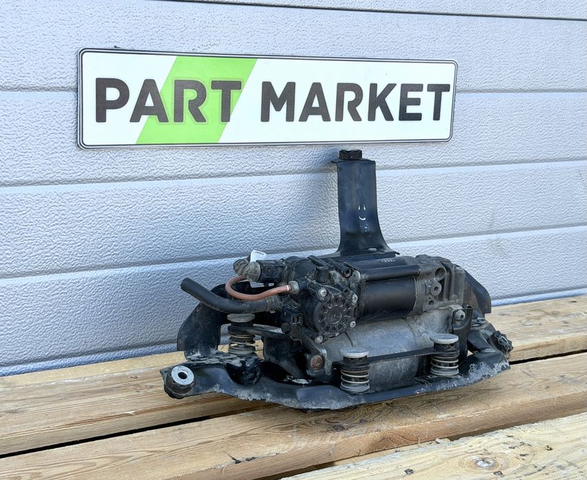 Компресор въздушно окачване AUDI A6 A7 C7 4G 4G0616005D