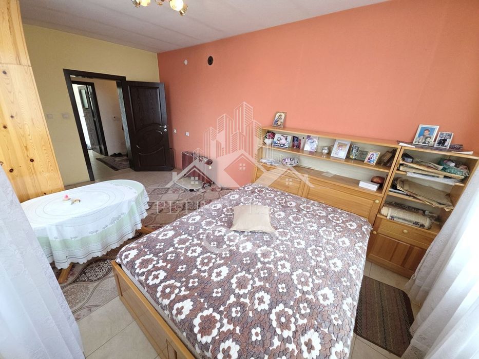 Продава се Къща в Велинград - 182 кв.м за 674 €/кв.м - Снимка #4