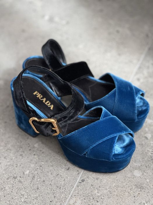 Оригинални дамски сандали Prada – кадифе (velvet)