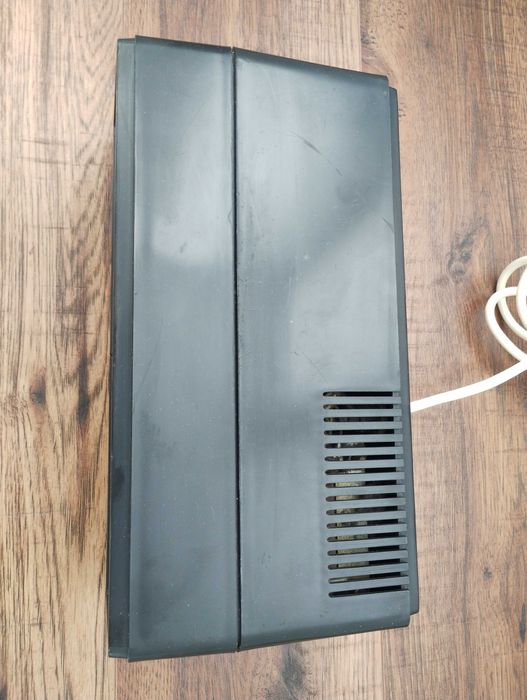 Стабилизатор електронен регулатор