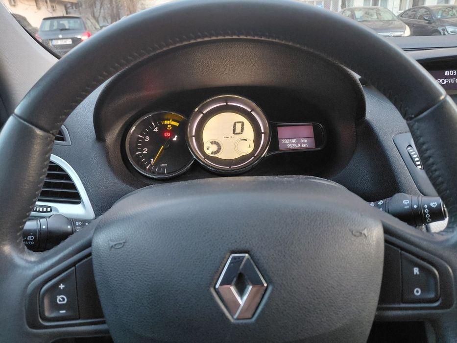 Vand renault megane 3 1.9 dci