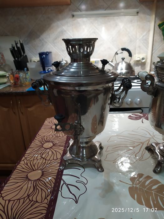 Самовар электрический. Антиквариат.