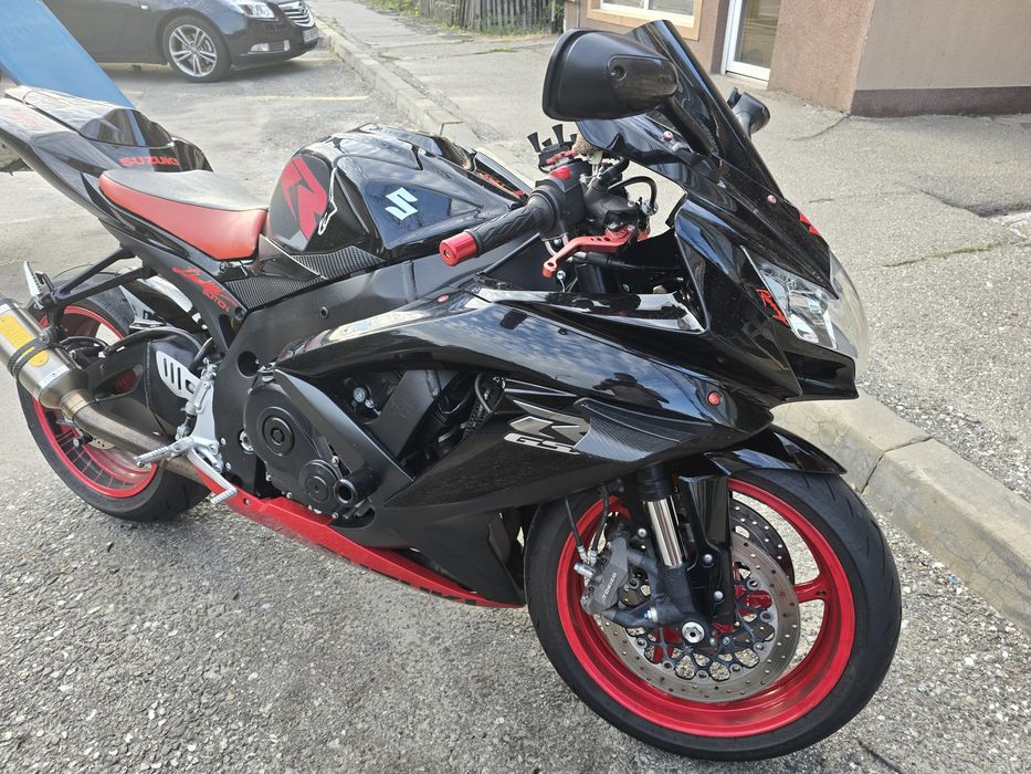 Suzuki GSXR 750 K9
